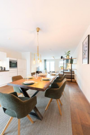 -Zentrale Wohnung-Balkon-Desingerküche-